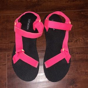 TOP Moda sandals